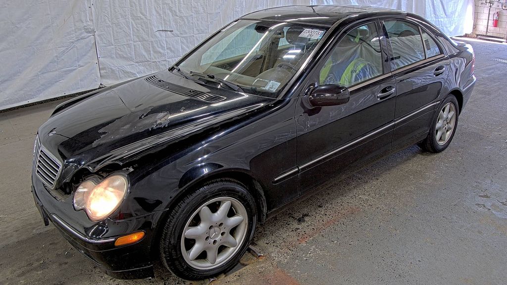2003 Mercedes-Benz C240W4 2.6L photo