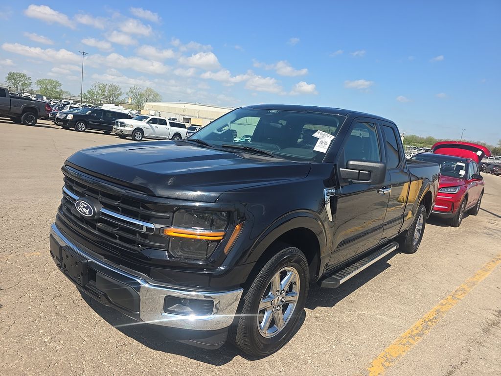2025 Ford F-150 XLT photo