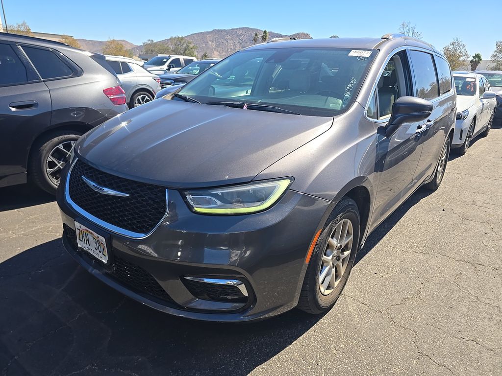 2021 Chrysler Pacifica Touring L photo