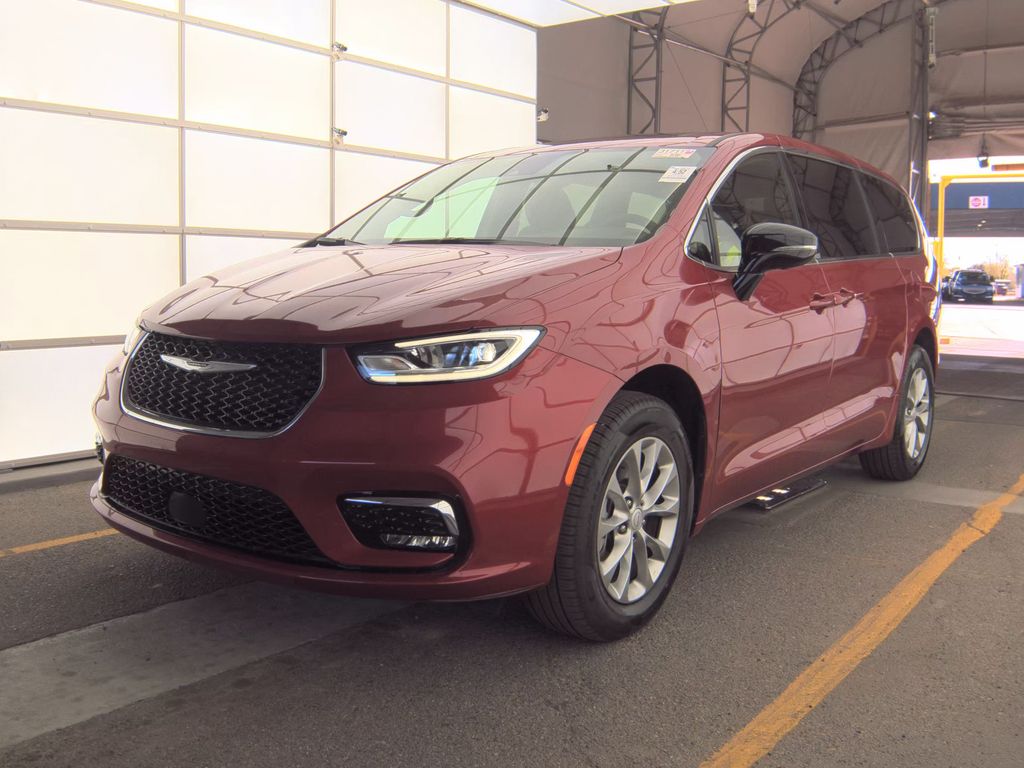 2026 Chrysler Pacifica Limited photo
