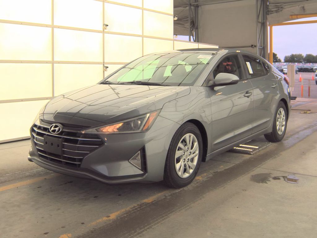 2019 Hyundai Elantra SE photo