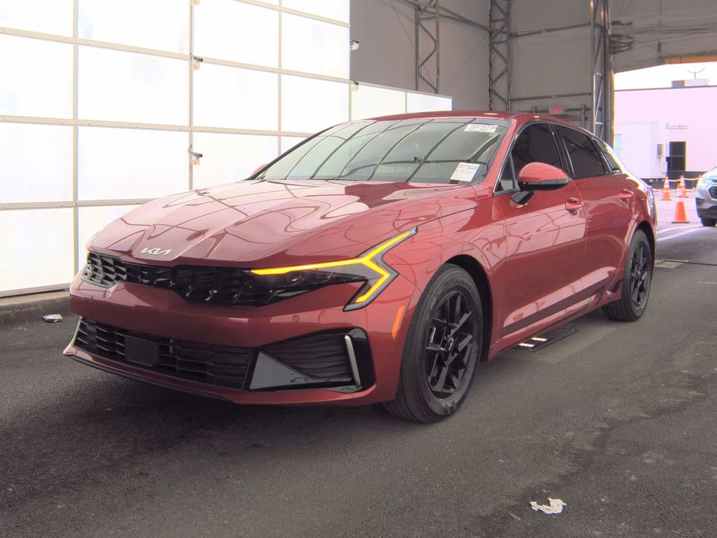 2025 Kia K5 LXS photo
