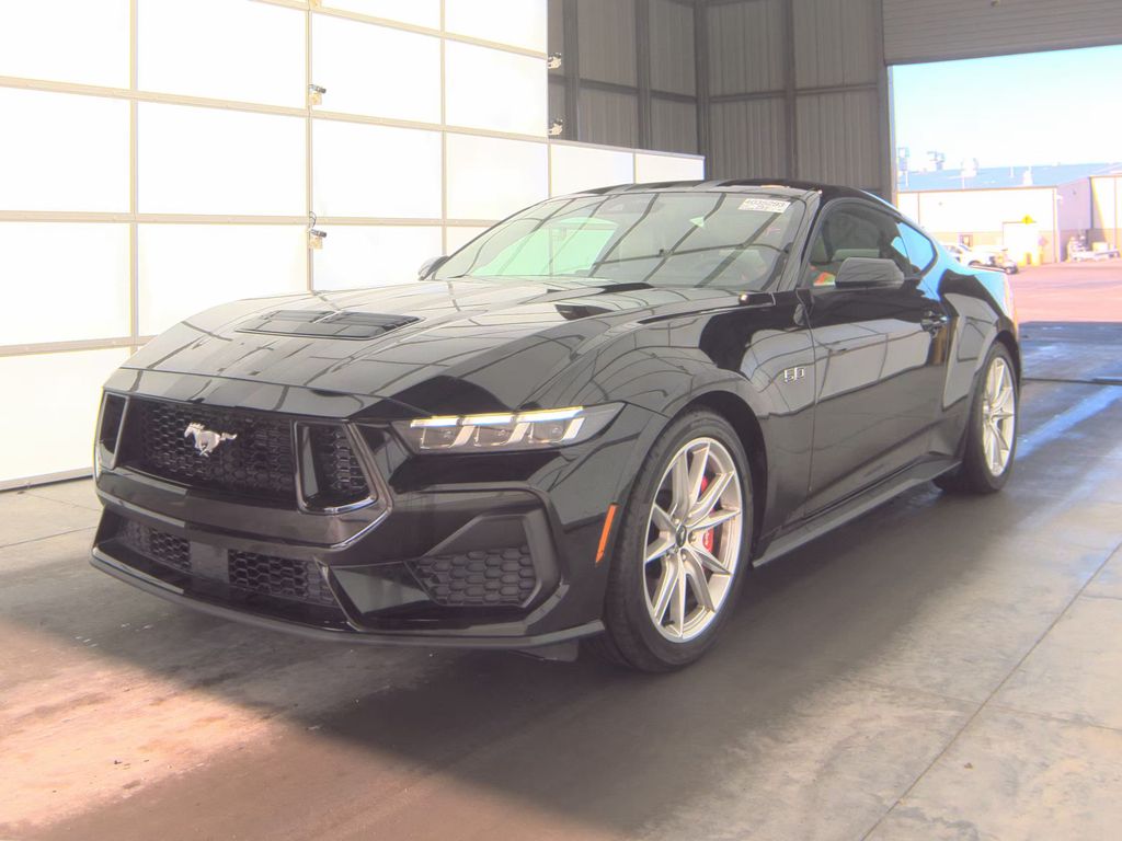2025 Ford Mustang GT Premium photo