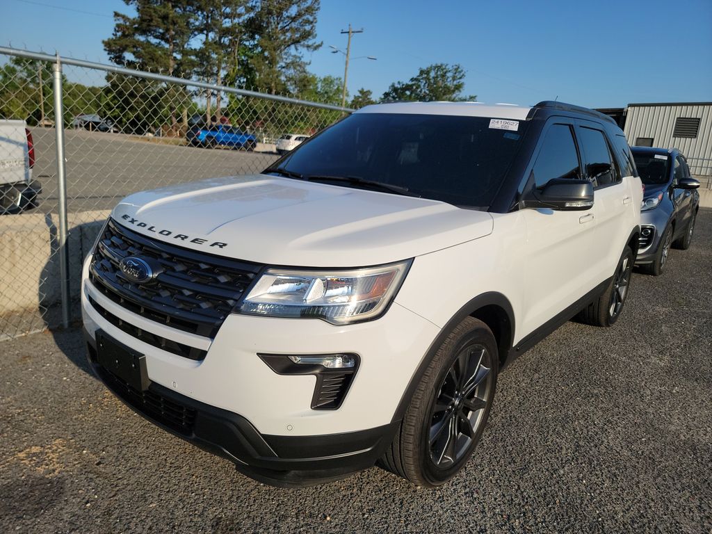 2018 Ford Explorer XLT photo