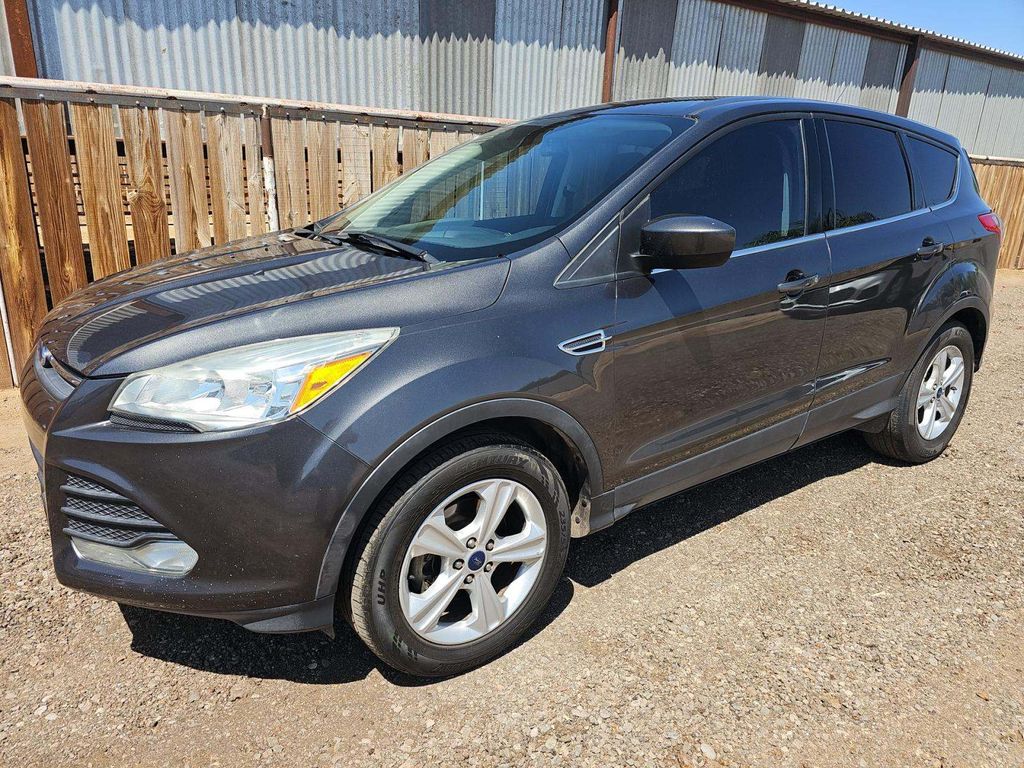 2016 Ford Escape SE photo