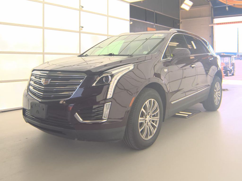 2017 Cadillac XT5 Luxury AWD photo