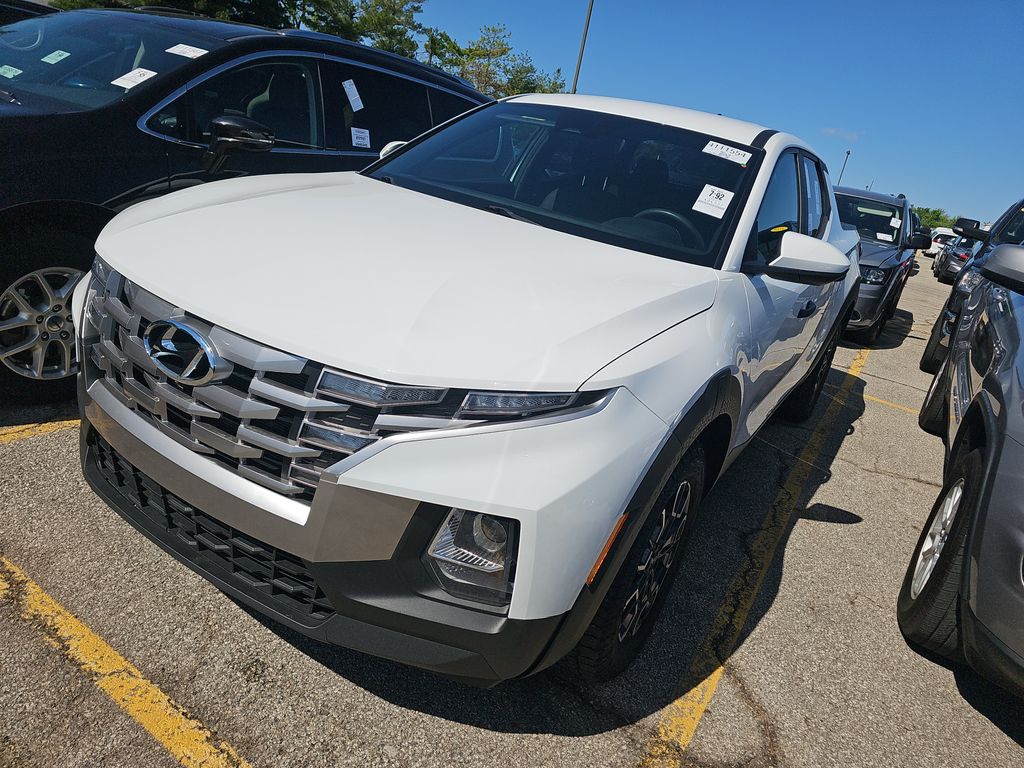 2022 Hyundai Santa Cruz SE photo