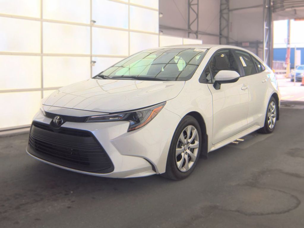 2026 Toyota Corolla LE photo