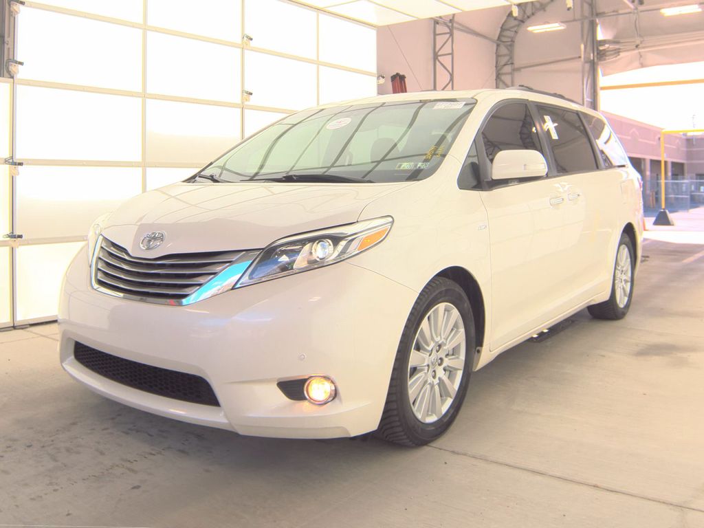 2017 Toyota Sienna LTD Prem photo