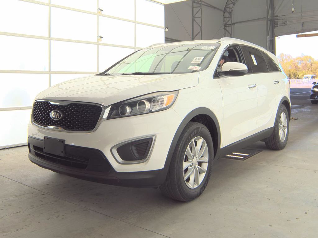 2017 Kia Sorento LX photo