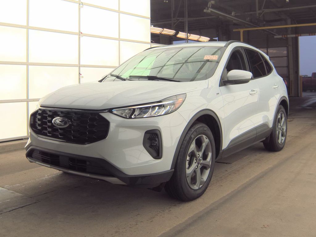 2025 Ford Escape ST Select photo
