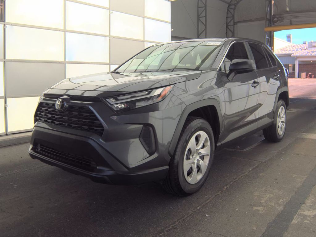 2025 Toyota RAV4 LE photo