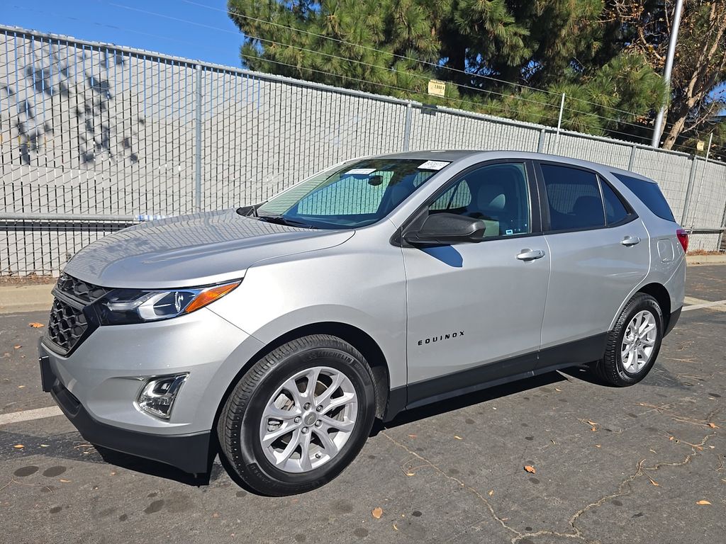 2021 Chevrolet Equinox LS photo