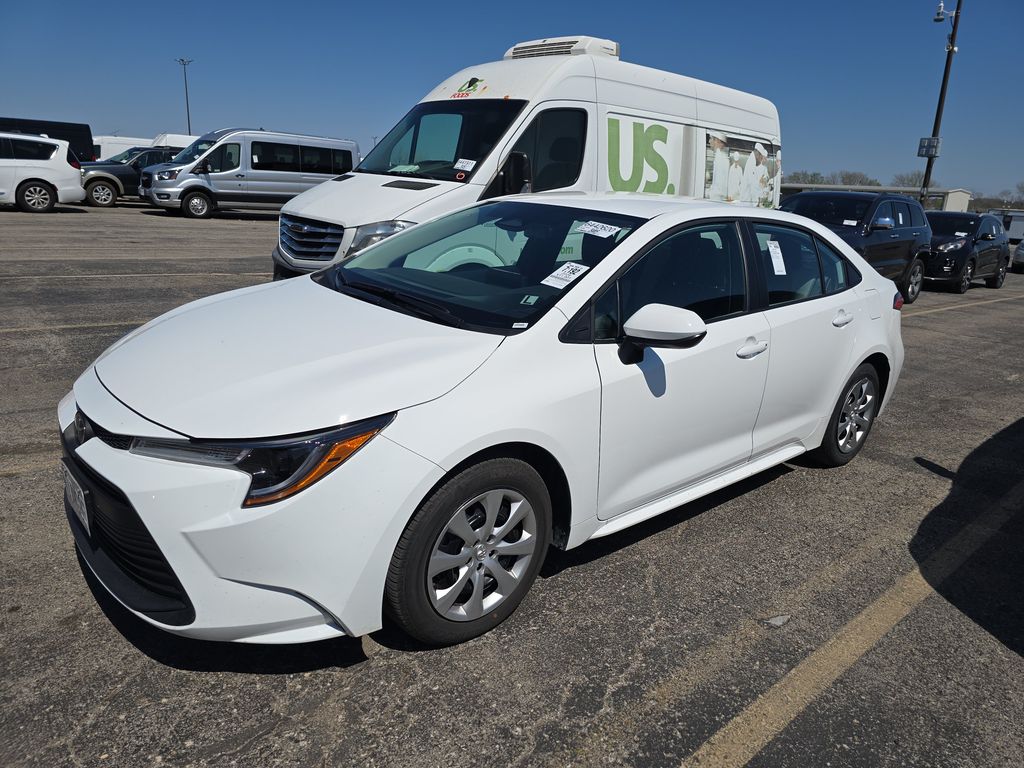 2026 Toyota Corolla LE photo