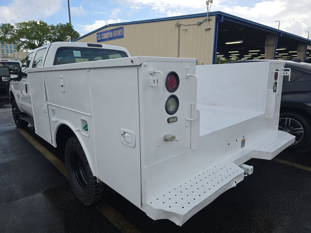 2016 Ford F-350 XL photo