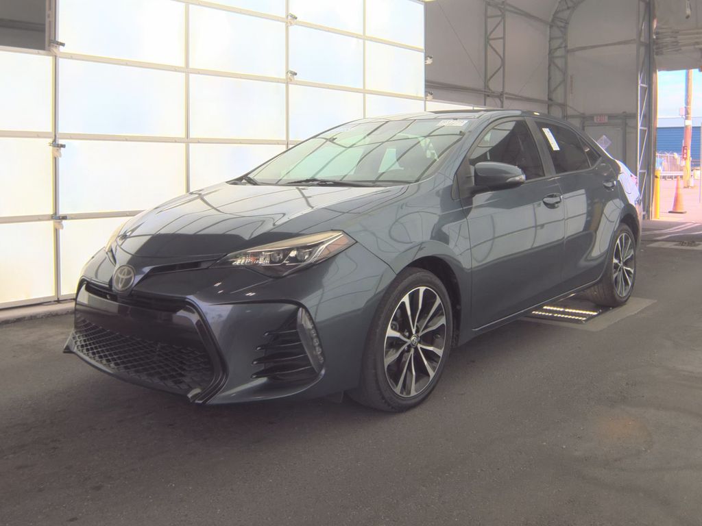 2018 Toyota Corolla SE photo