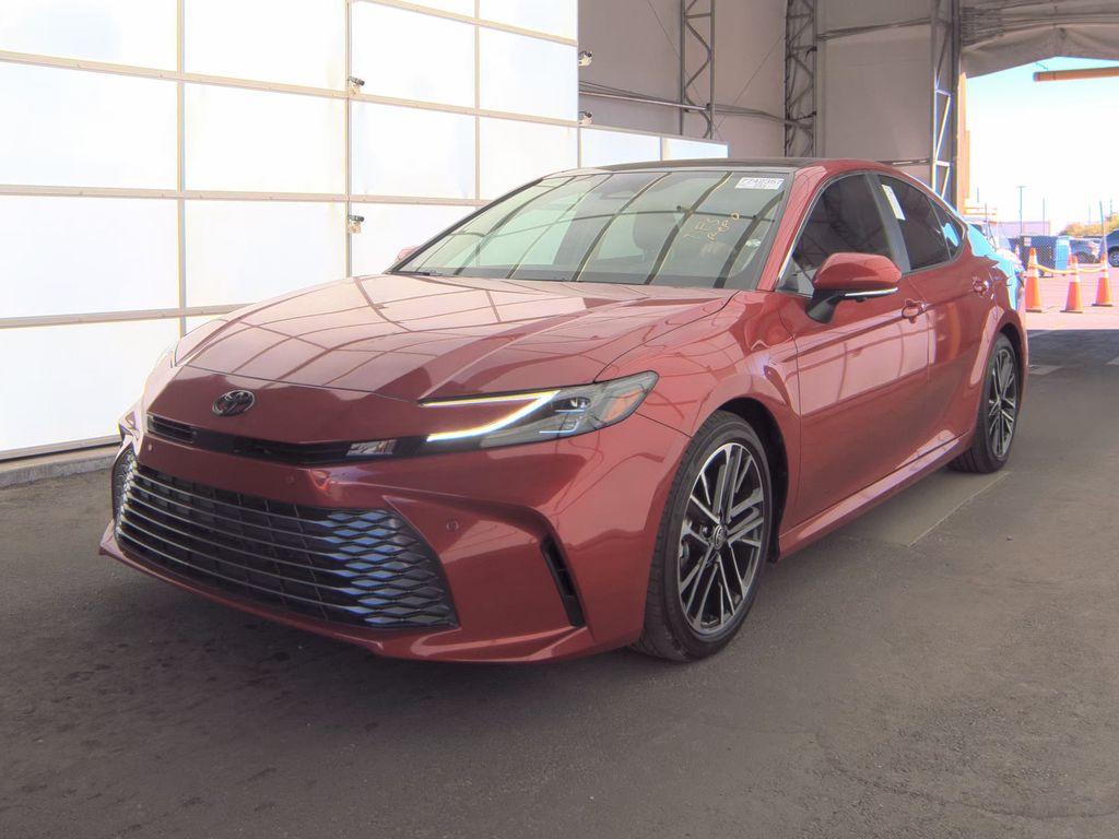 2025 Toyota Camry XLE photo