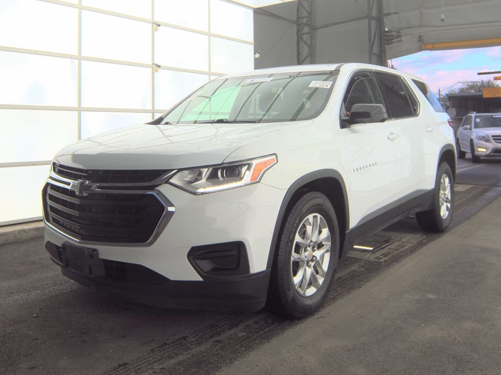 2018 Chevrolet Traverse LS photo