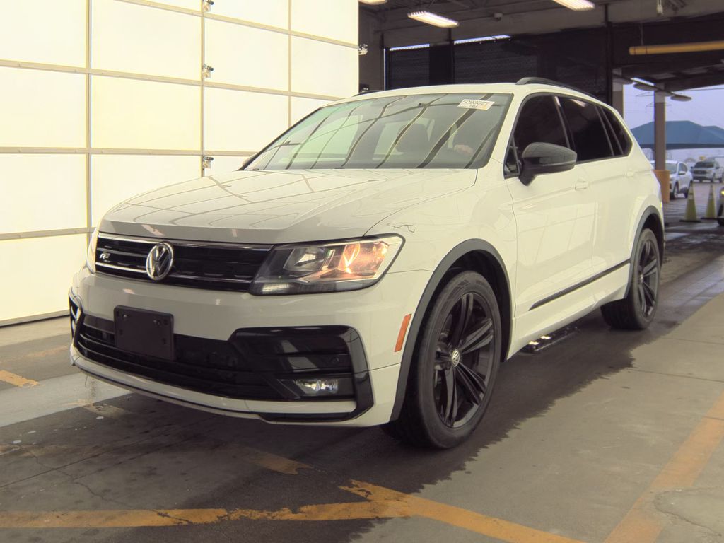 2019 Volkswagen Tiguan SEL R-Line photo