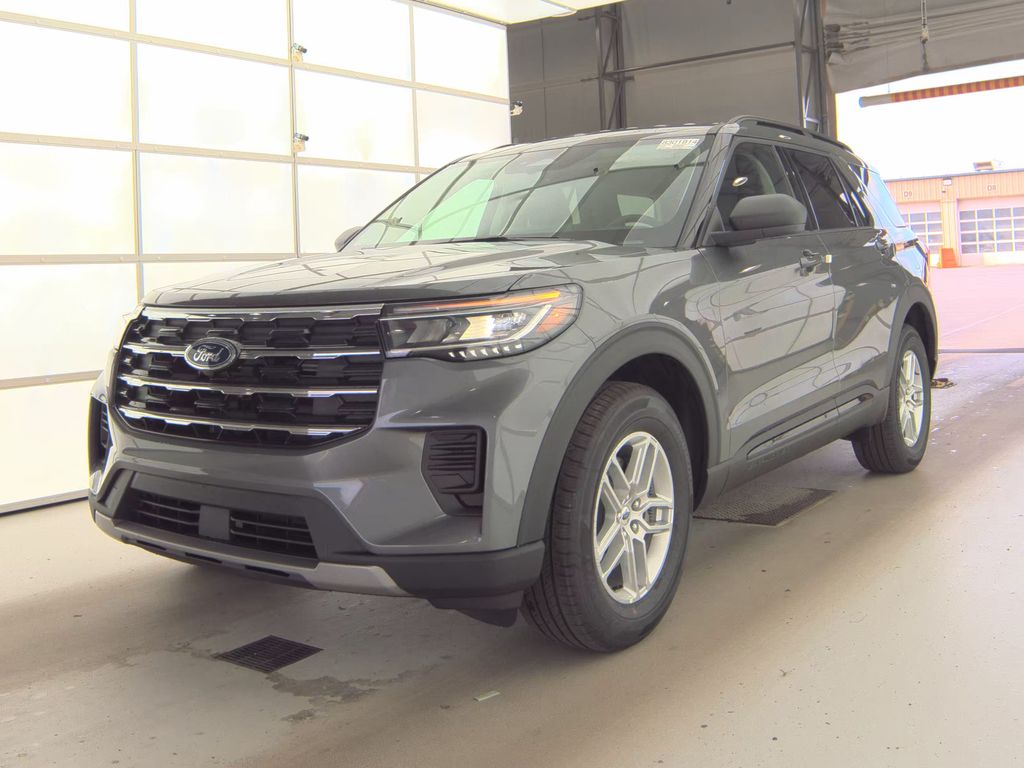 2026 Ford Explorer Active photo