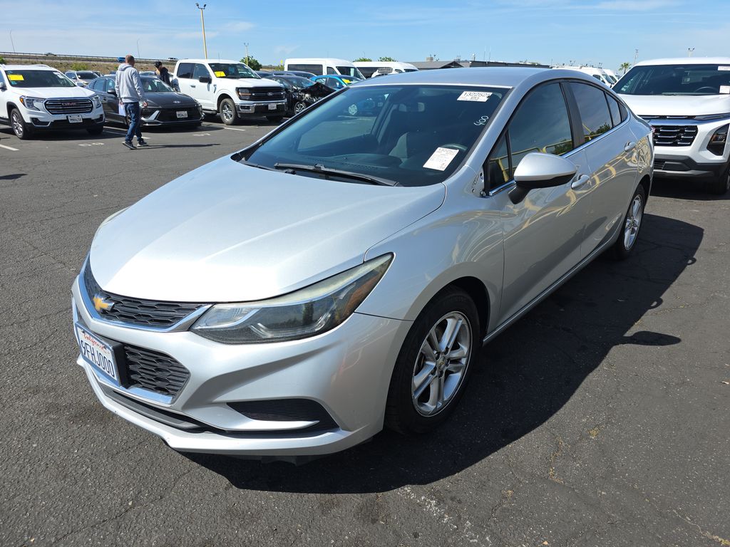 2018 Chevrolet Cruze LT photo