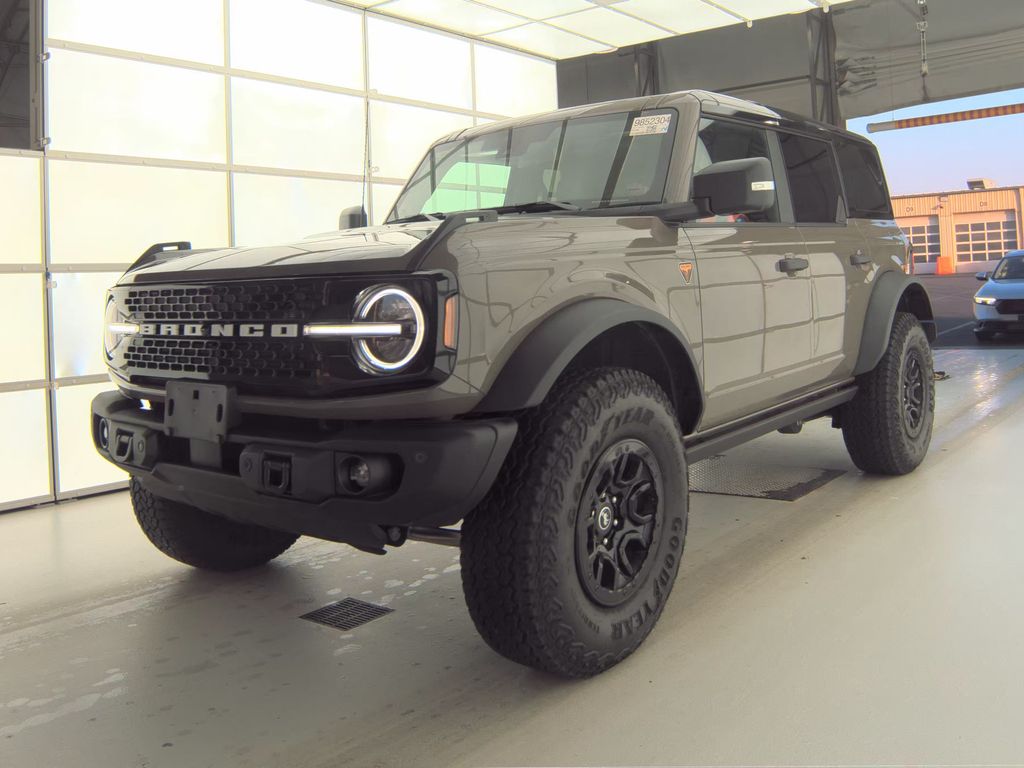 2025 Ford Bronco Badlands photo