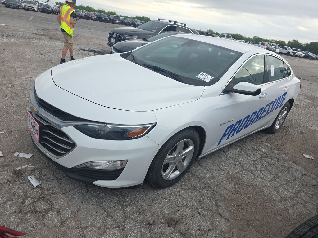 2021 Chevrolet Malibu LS photo