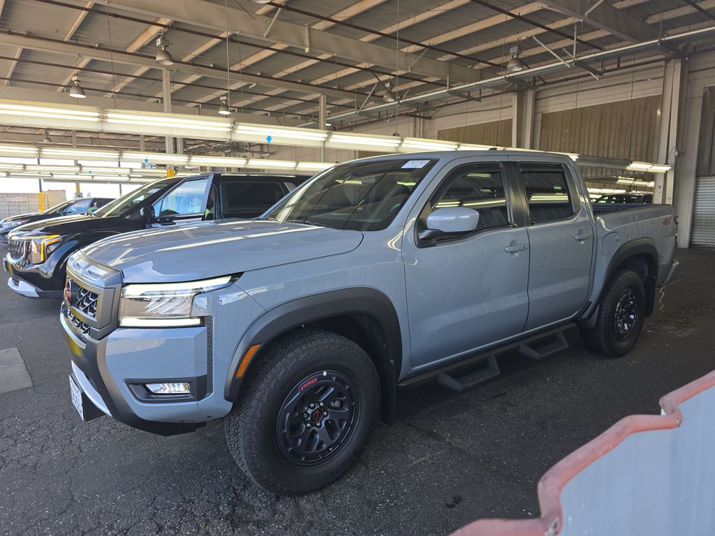 2025 Nissan Frontier PRO-4X photo