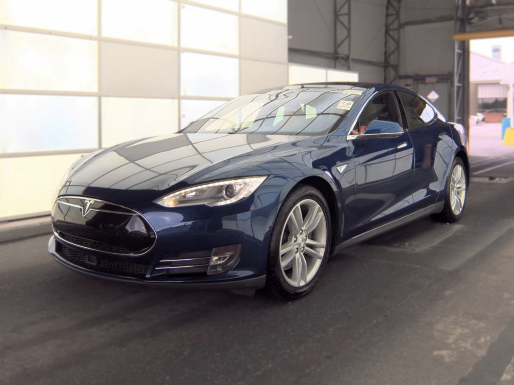 2015 Tesla Model S 90D photo