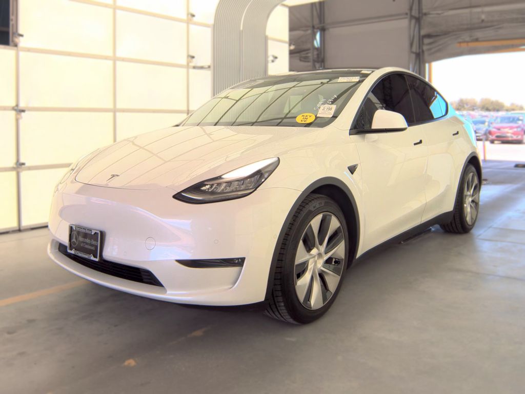2021 Tesla Model Y Long Range photo