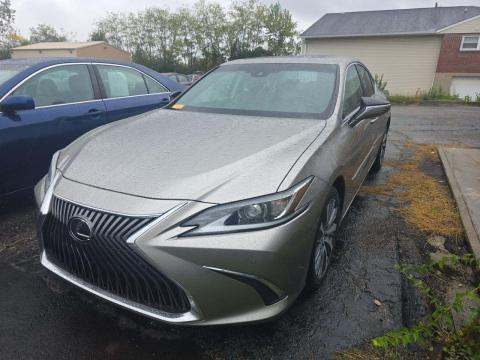 2021 Lexus ES ES 250 photo