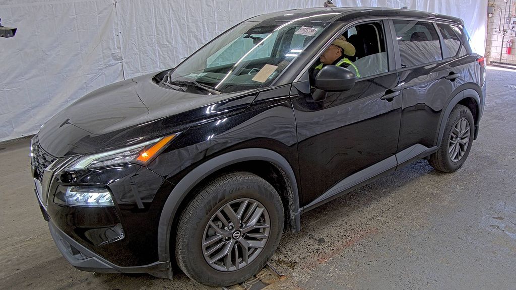 2021 Nissan Rogue S photo