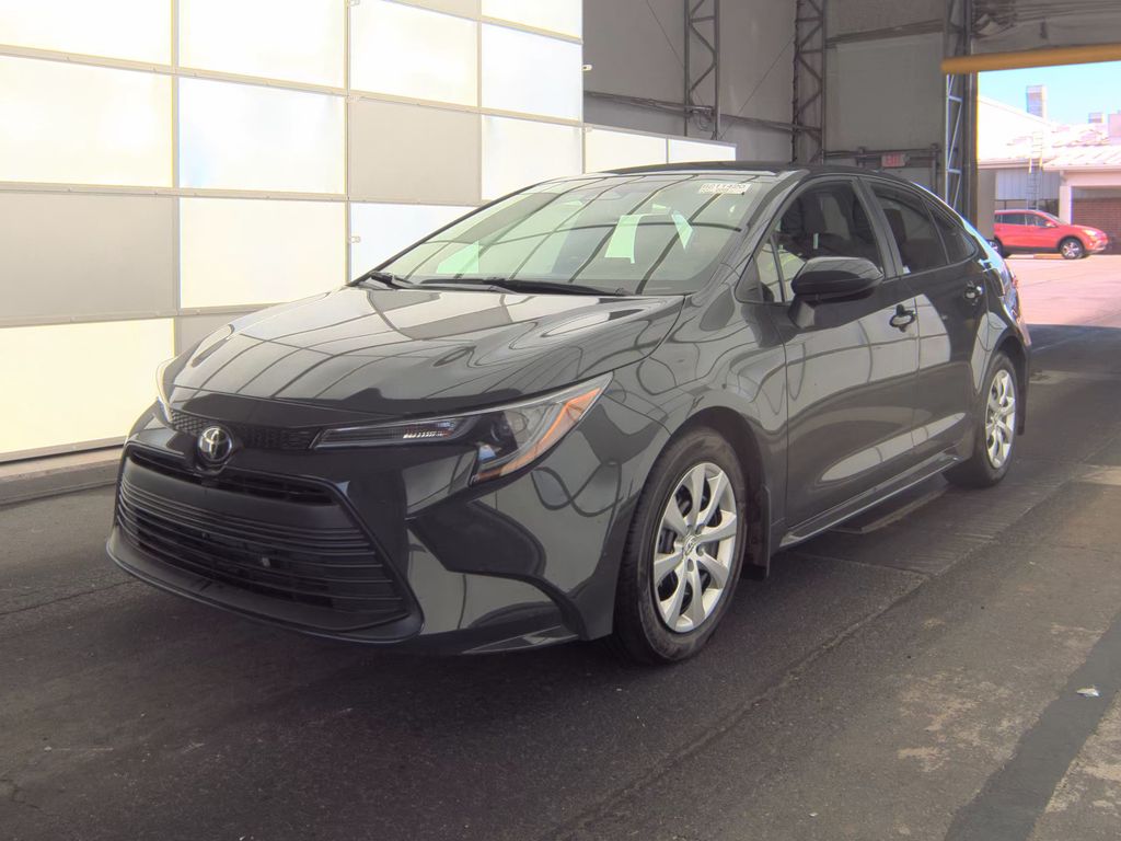 2026 Toyota Corolla LE photo