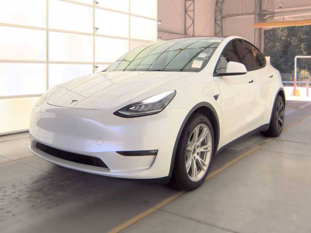 2021 Tesla Model Y Long Range photo