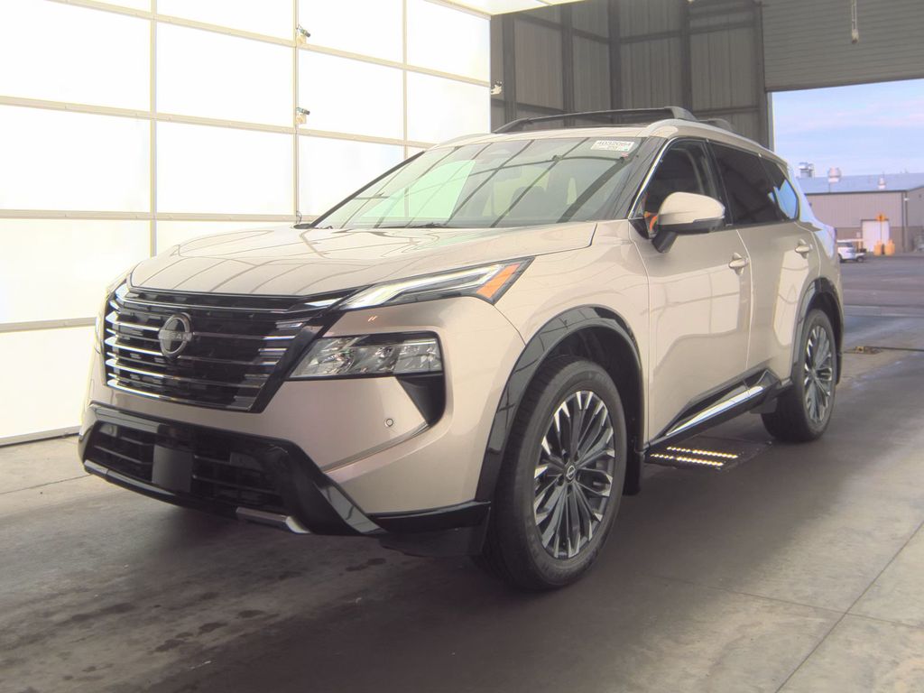 2025 Nissan Rogue Platinum photo