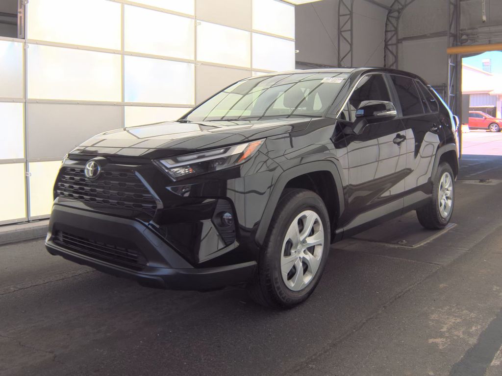 2025 Toyota RAV4 LE photo