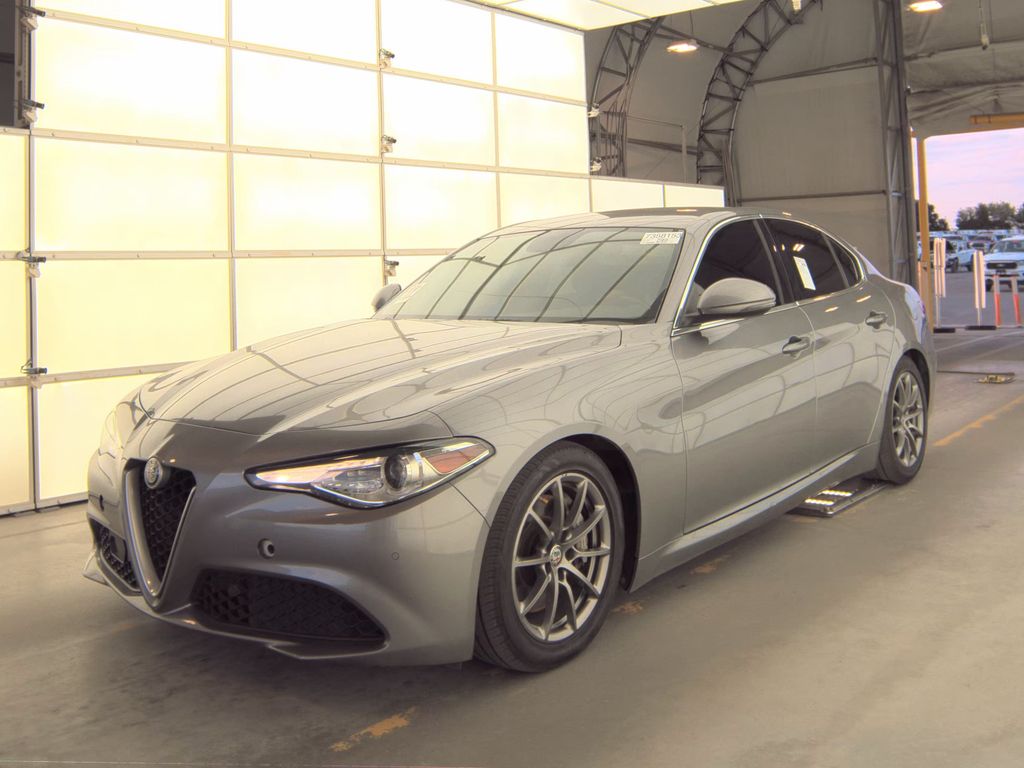 2018 Alfa Romeo Giulia photo
