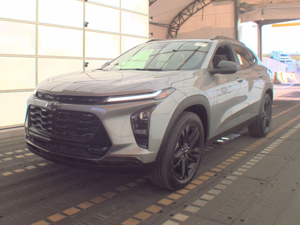 2025 Chevrolet Trax Activ photo