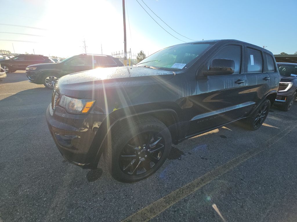 2018 Jeep Grand Cherokee Altitude photo