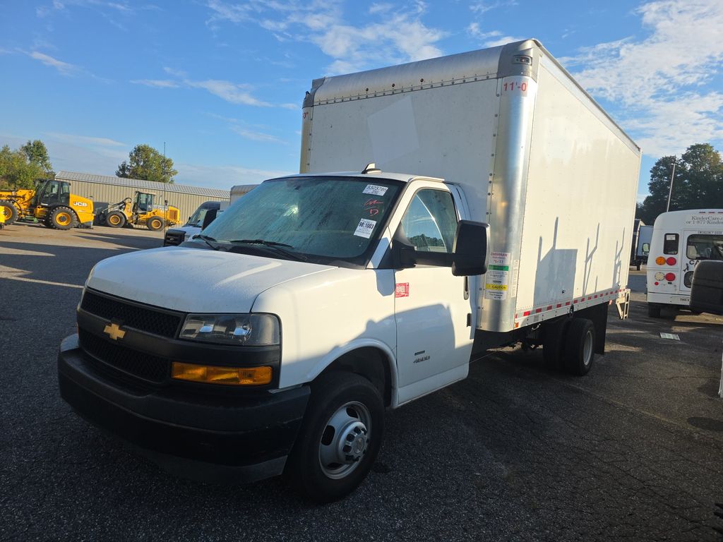 2025 Chevrolet G4500 Cutawy photo