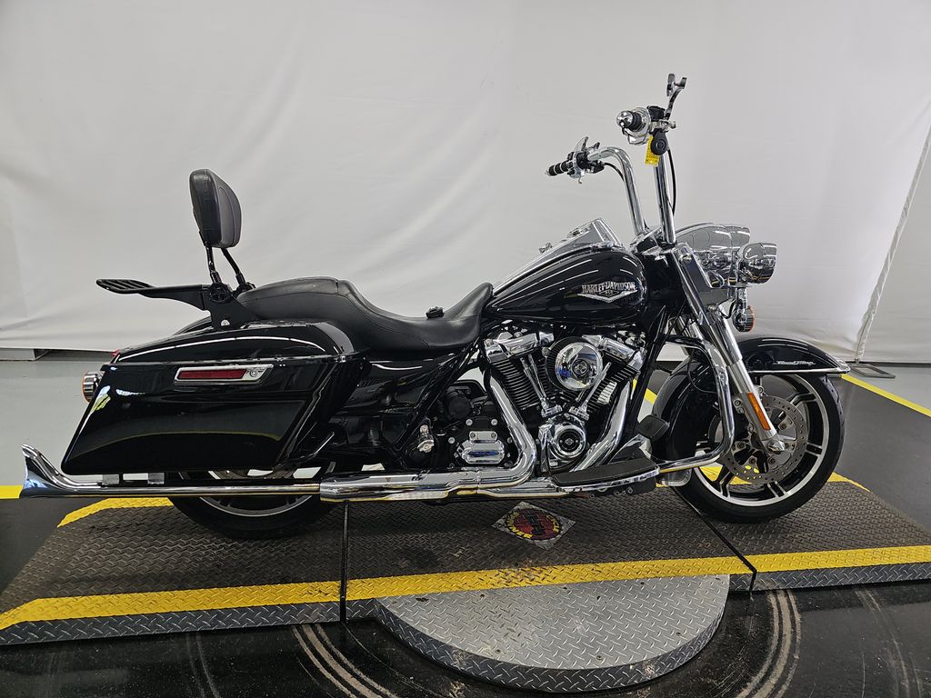 2021 Harley-Davidson Flhr photo