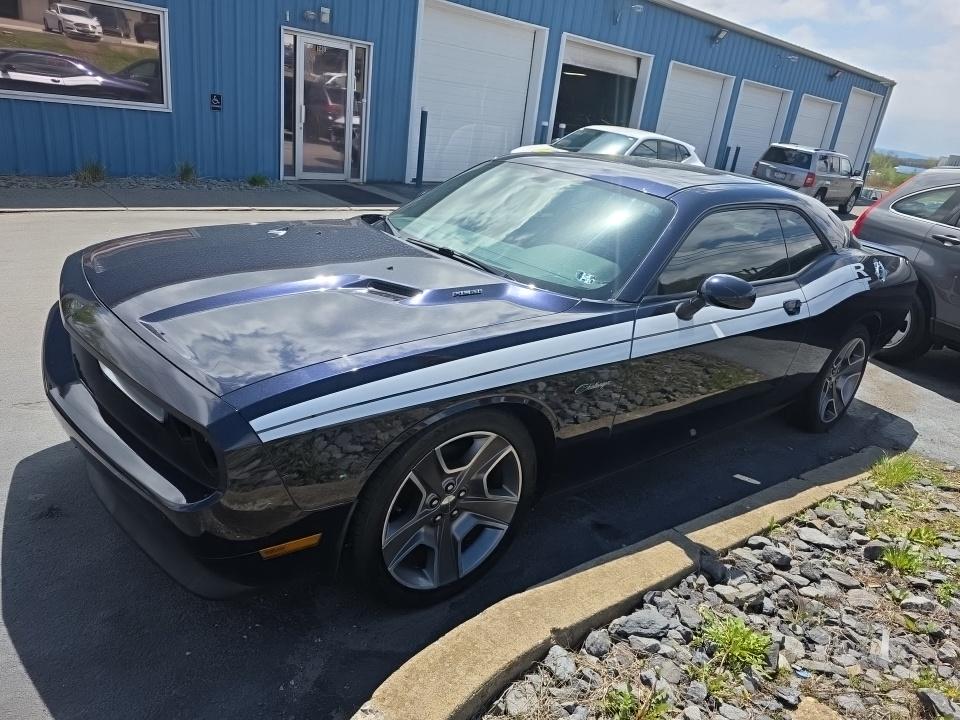2012 Dodge Challenger R/T Class photo