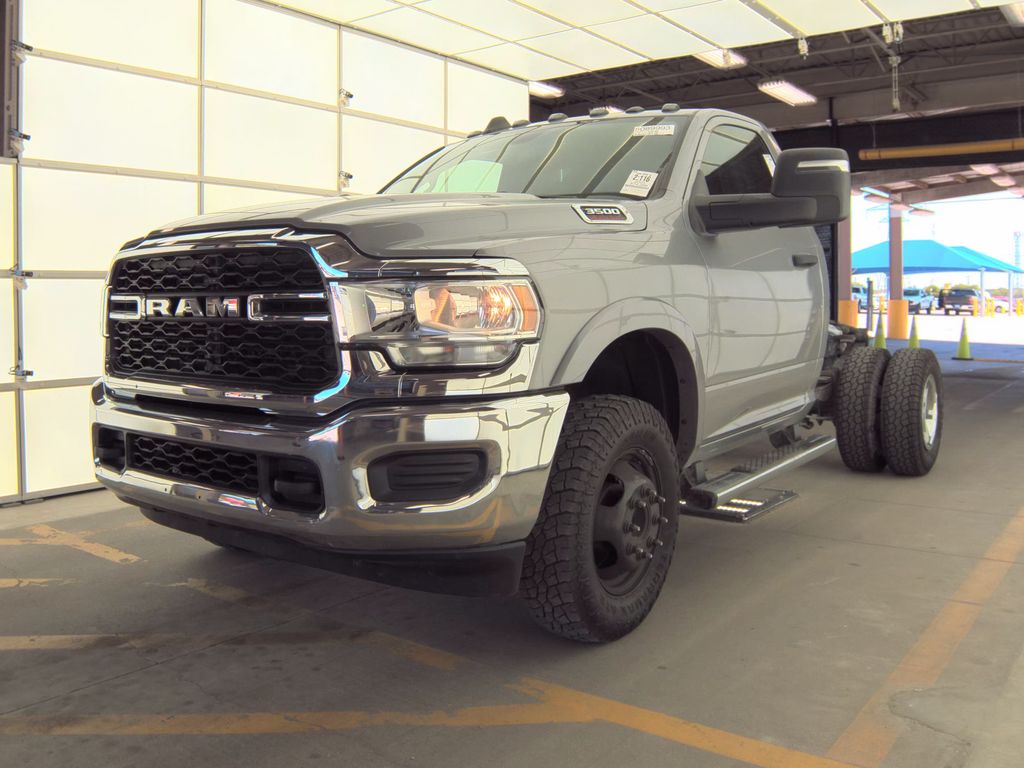 2023 Ram 3500 Tradesman photo