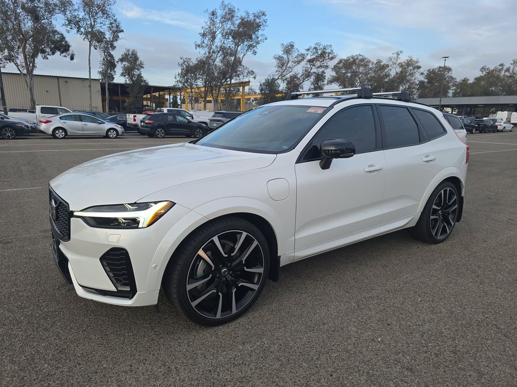 2025 Volvo XC60 Ultra photo