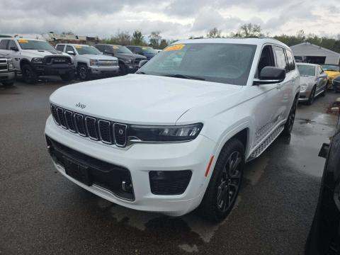 2021 Jeep Grand Cherokee Overland photo