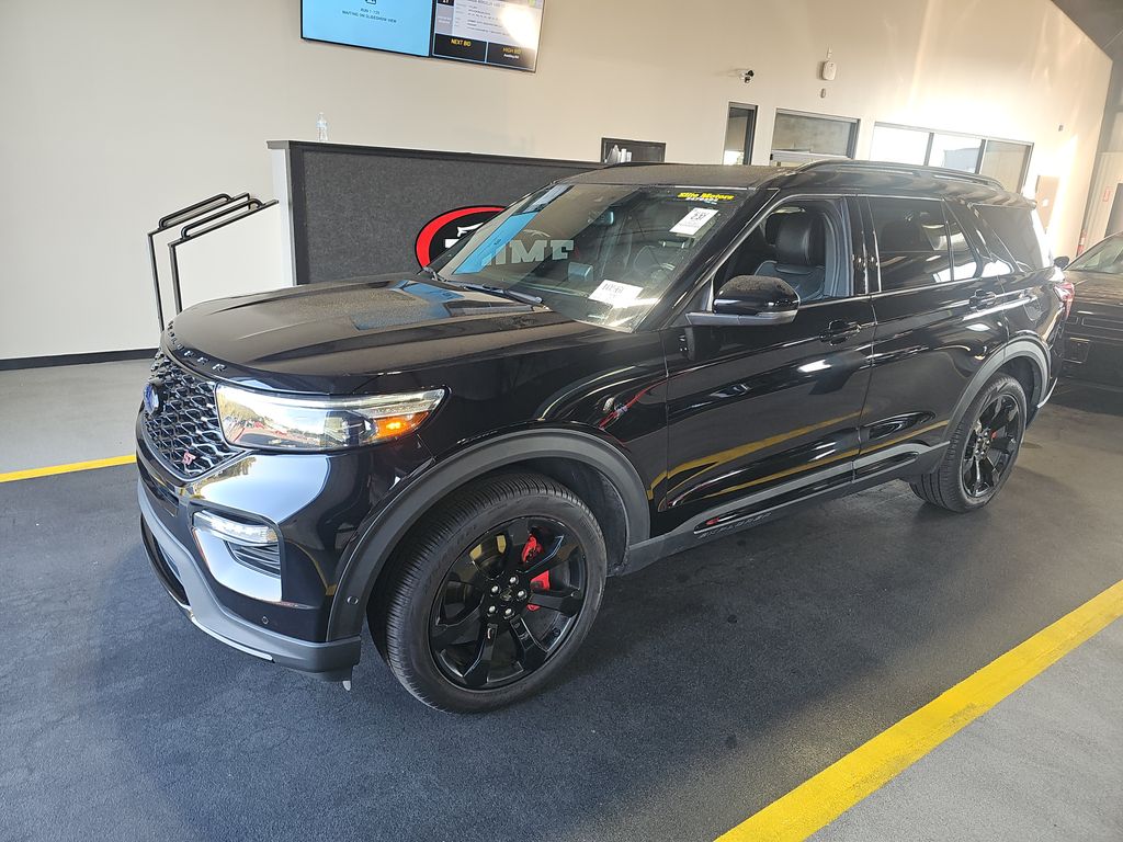 2021 Ford Explorer ST photo