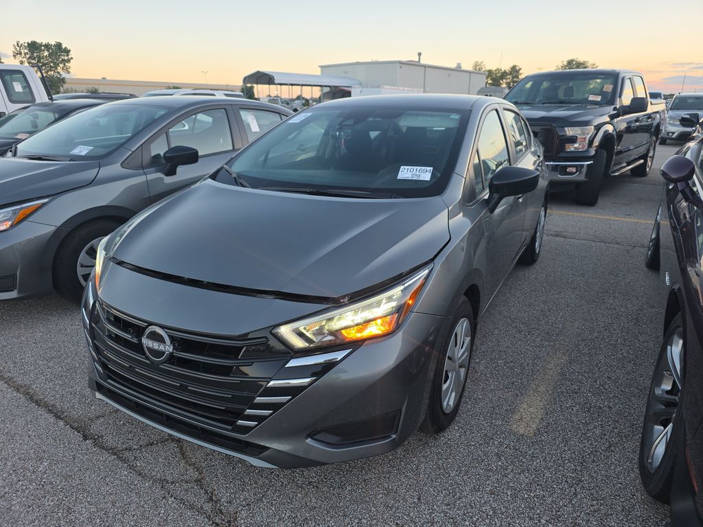 2025 Nissan Versa S photo