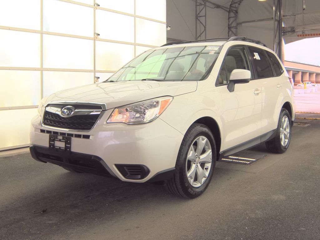 2015 Subaru Forester Premium photo