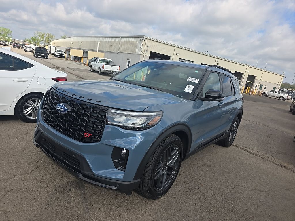 2025 Ford Explorer ST photo