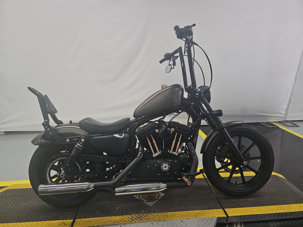 2021 Harley-Davidson XL883N photo